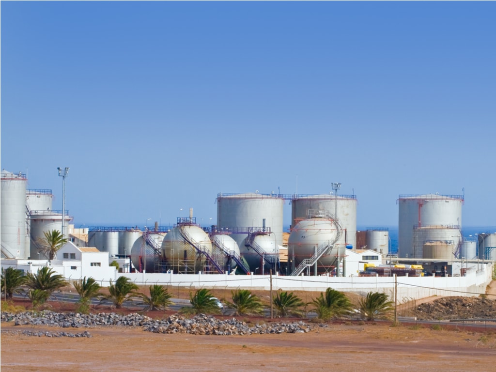 EGYPT: HCWW obtains $188 million desalination and wastewater guarantee ©irabel8/Shutterstock