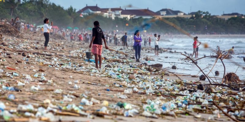 AFRIQUE DU SUD : Sasol et l’AEPW s’allient contre les déchets plastiques©Maxim Blinkov/Shutterstock
