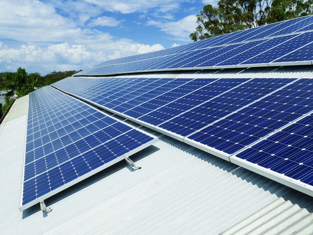AFRICA: Metier finances Broadreach to provide clean energy to businesses ©zstock/Shutterstock