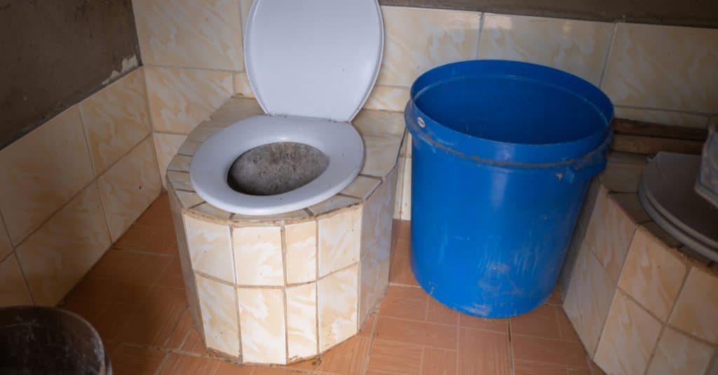 CONGO: Stay Clean offers dry toilets in Kinshasa©africa924/Shutterstock