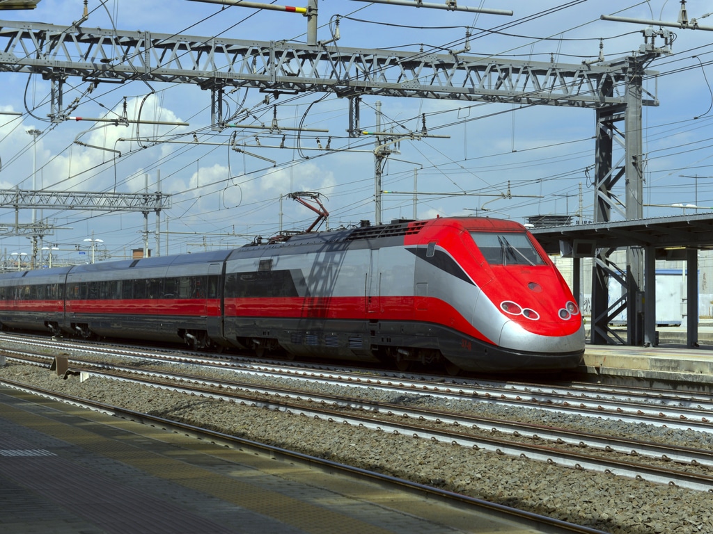 ÉGYPTE : un train électrique reliera Le Caire aux nouvelles villes d’ici octobre 2021 ©kaband/Shutterstock