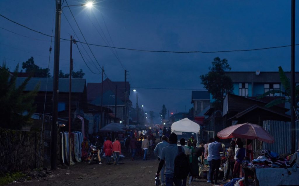 RDC : Goma éclairée au solaire grâce au crédit d’énergie renouvelable pour la paix©Nuru