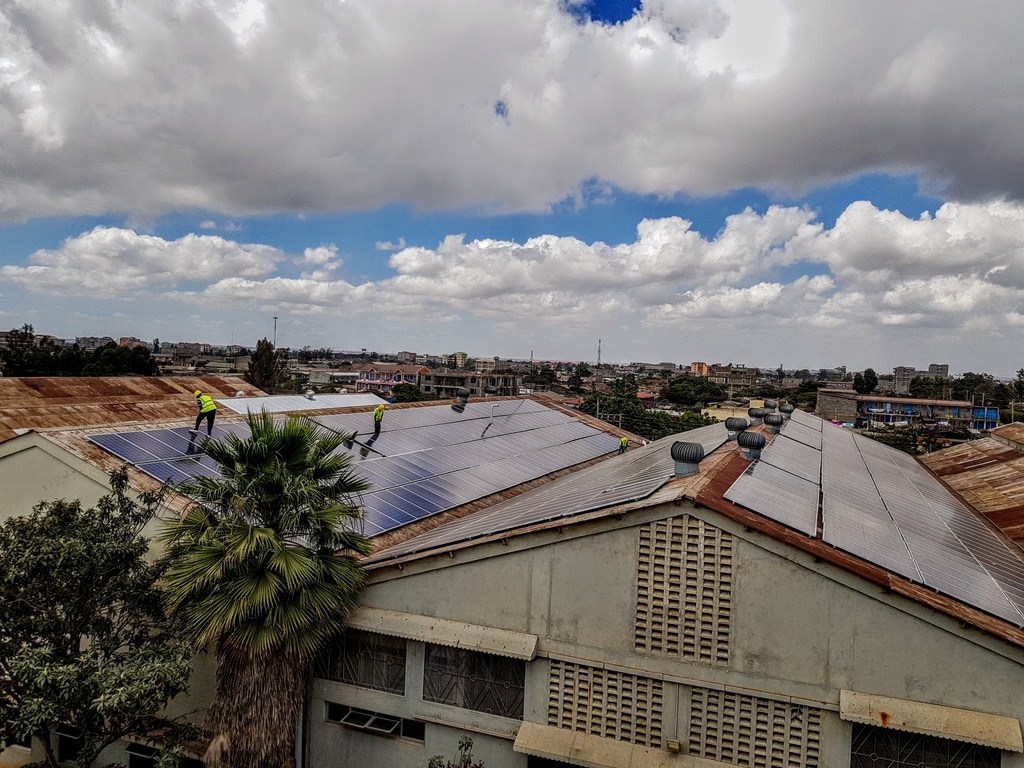 NIGERIA: REA equips Ozubulu hospital with a 7.5 kWp solar PV system©Sebastian Noethlichs/Shutterstock