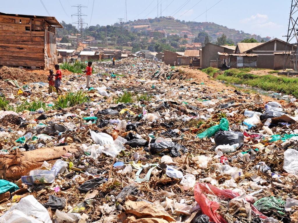 GHANA: CleanApp Ghana application to improve solid waste management©Lukas Maverick Greyson/Shutterstock