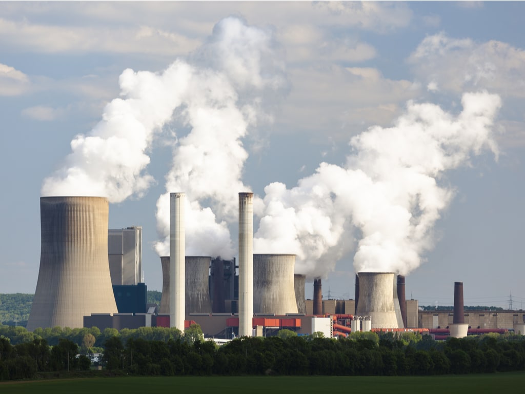 SOUTH AFRICA: Pretoria cancels Thabametsi coal-fired power plant project©Industry And Travel/Shutterstock