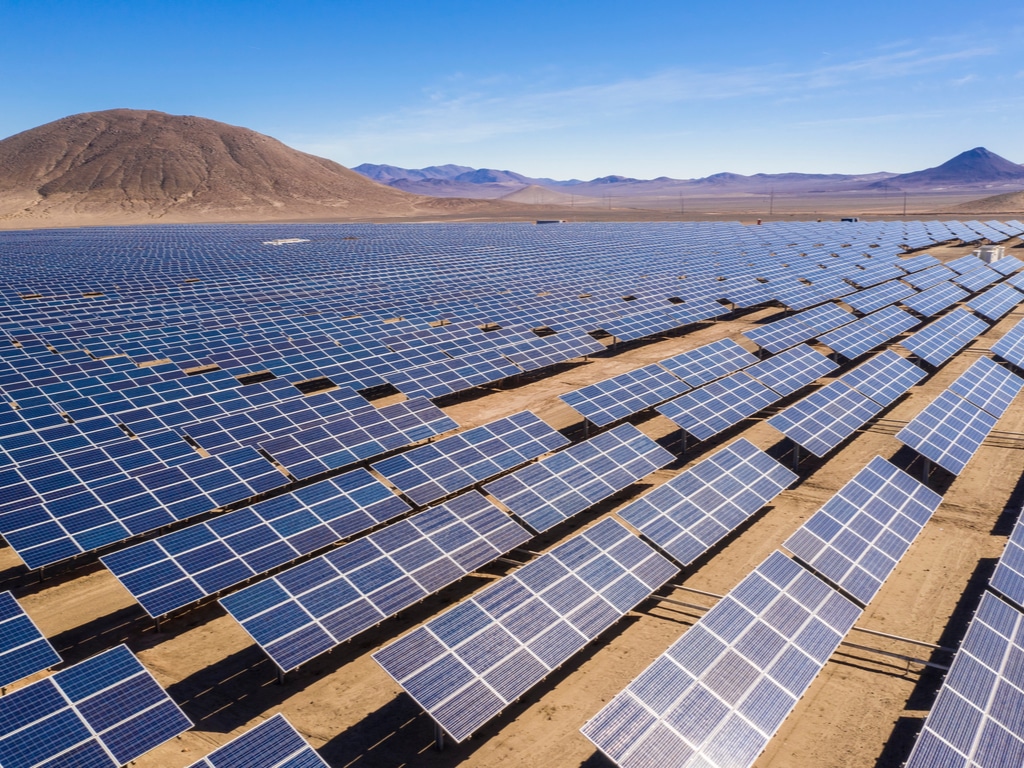 Kit d'alimentation solaire et éolienne 1200W pour Maroc