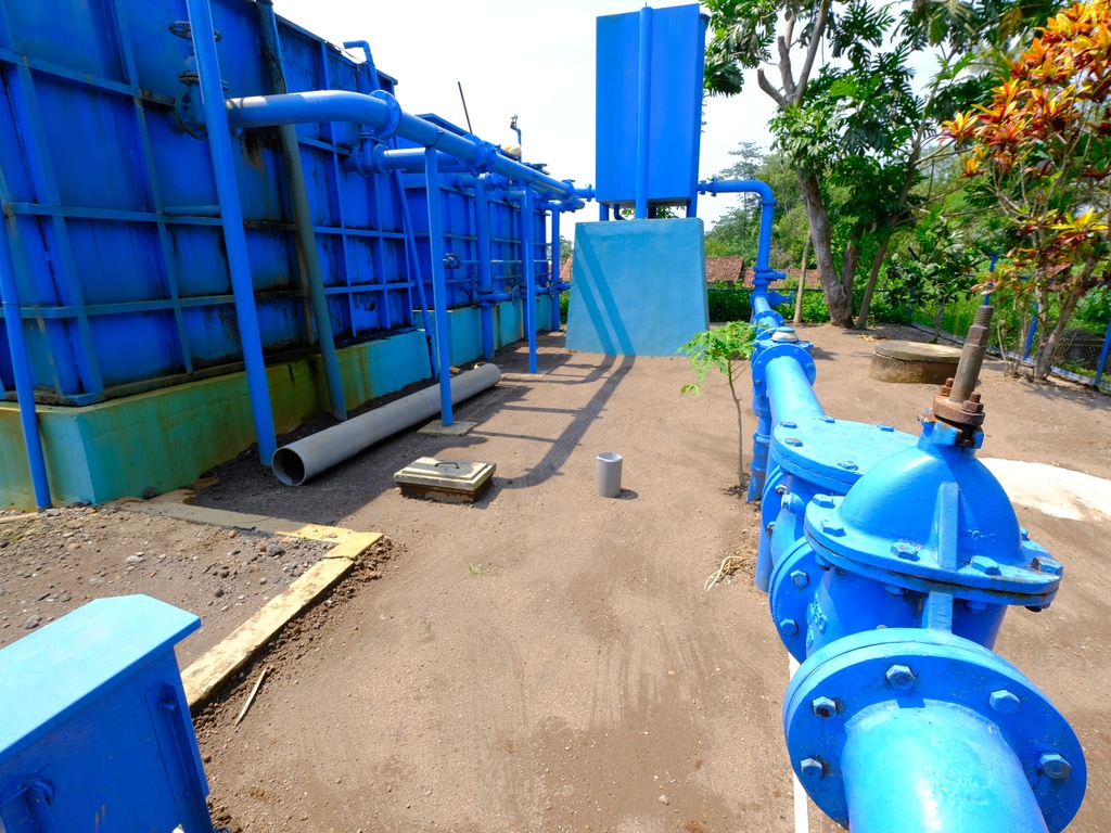 COTE D’IVOIRE : Fluence relance son projet d’eau potable à Abidjan© Rembolle/Shutterstock