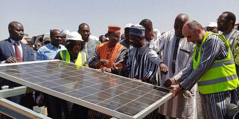BURKINA FASO : l’EAIF prête 29 M€ pour la centrale solaire PV de Pâ (30 MWc)© Urbasolar