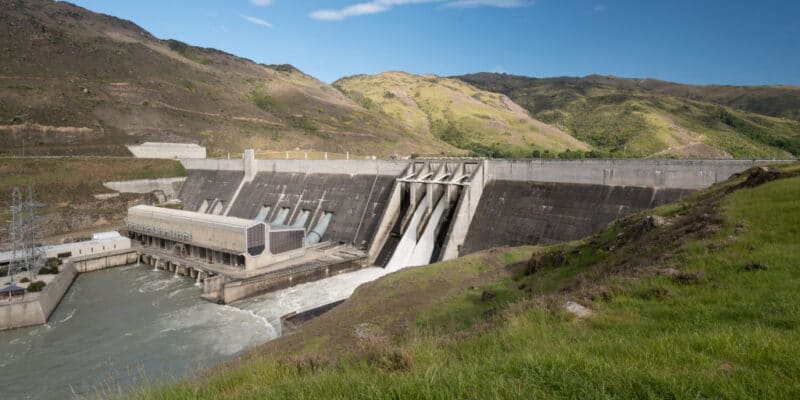 NIGERIA : BPE va mettre en concession la centrale hydroélectrique de Zungeru (700 MW)© Steve Todd/Shutterstock