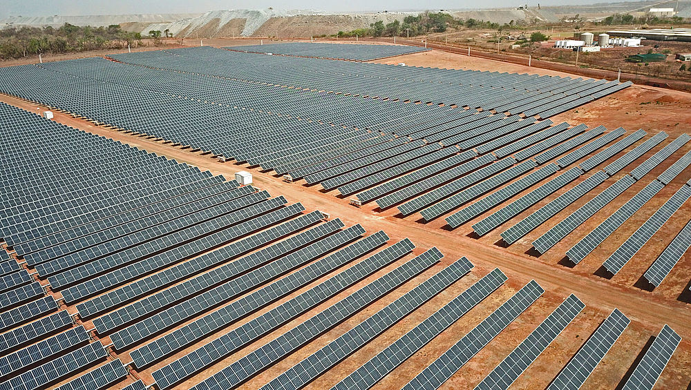MALI : Suntrace et BayWa connectent une centrale solaire de 30 MW à la mine de Fekola© BayWa r. e.
