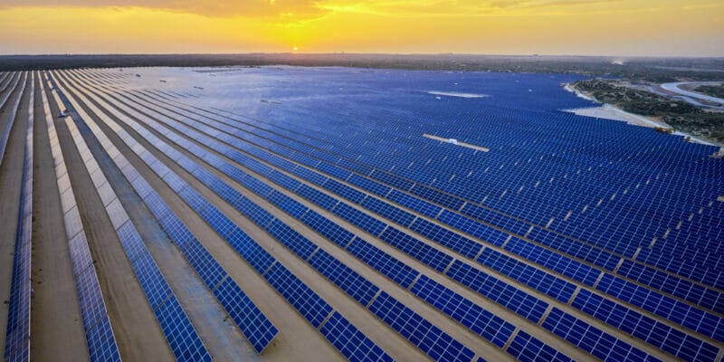 ÉGYPTE : Acwa Power obtient 114 M$ pour sa centrale solaire de Kom Ombo de 200 MWc © Jenson/Shutterstock