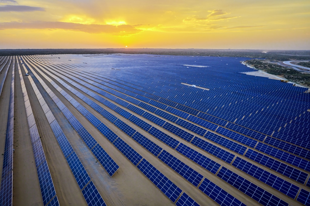 ÉGYPTE : Acwa Power obtient 114 M$ pour sa centrale solaire de Kom Ombo de 200 MWc © Jenson/Shutterstock