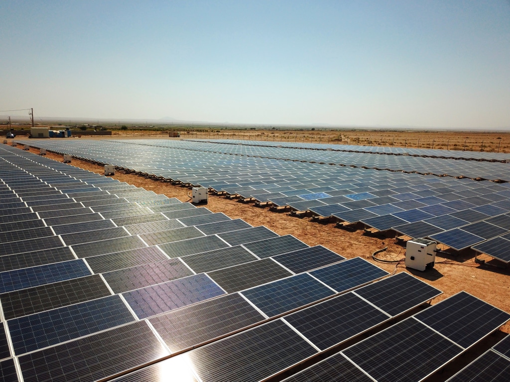 MADAGASCAR : GES va installer un système solaire hybride à la carrière d’Ambokatra © /Shutterstock