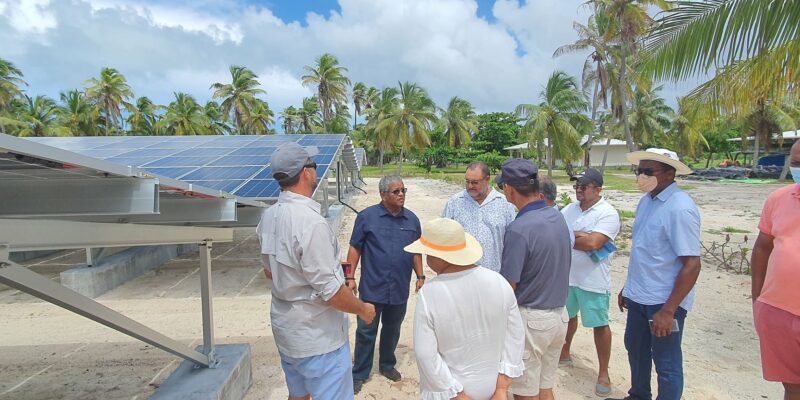 SEYCHELLES : l’IDC met en service deux centrales solaires à Astove et Farquhar© State House Seychelles