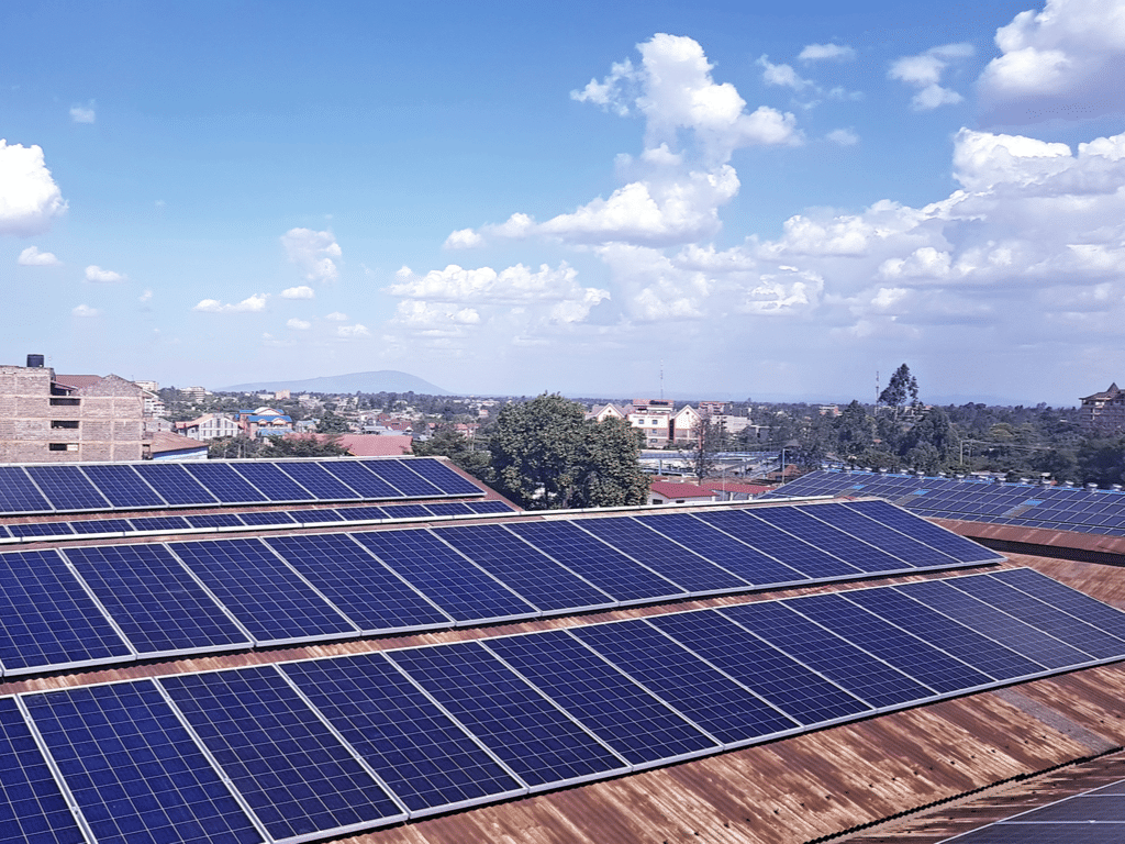 TOGO : grâce au financement de la GIZ, l’AT2ER se dote d’une mini centrale solaire ©Lidia Daskalova/Shutterstock