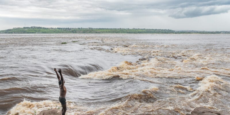 CAMEROUN-CONGO : le chinois CGGC décroche la construction du barrage Chollet (600 MW)© mbrand85/Shutterstock