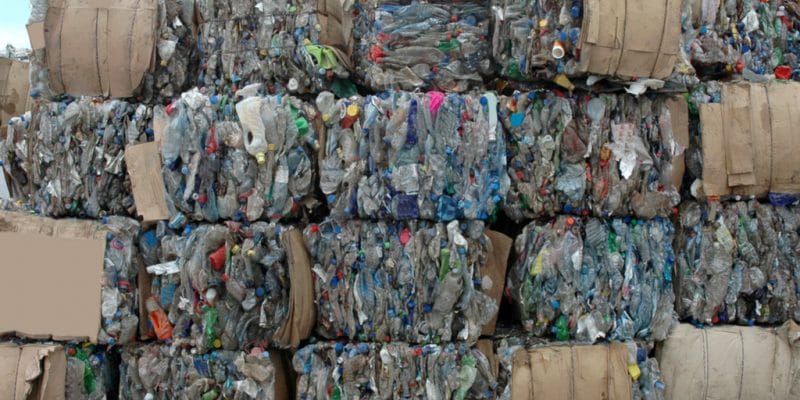 SÉNÉGAL : la douane saisit 25 tonnes de déchets plastiques en provenance d’Allemagne©Cirkovic Milos/Shutterstock