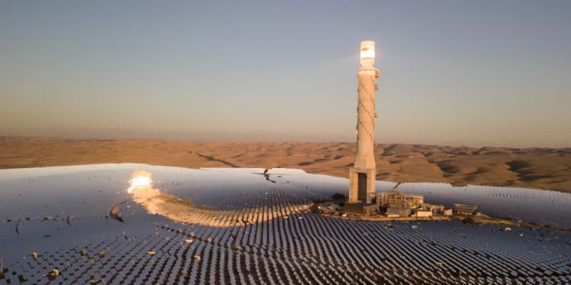 AFRIQUE DU SUD : CDC investit 50 M$ dans le projet solaire de Redstone (100 MW)© Photographer Lili/Shutterstock