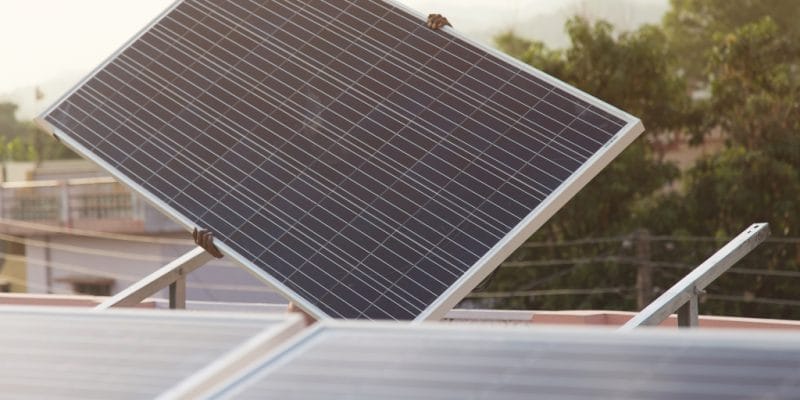 AFRIQUE : FSD investit 4,5 M$ dans Nithio pour les kits solaires dans trois pays© greenaperture/Shutterstock
