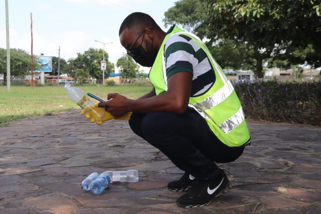 AFRIQUE : unwaste.io lance « Wastebase » pour la collecte de données sur le plastique©la Coopérative environnementale Repensar