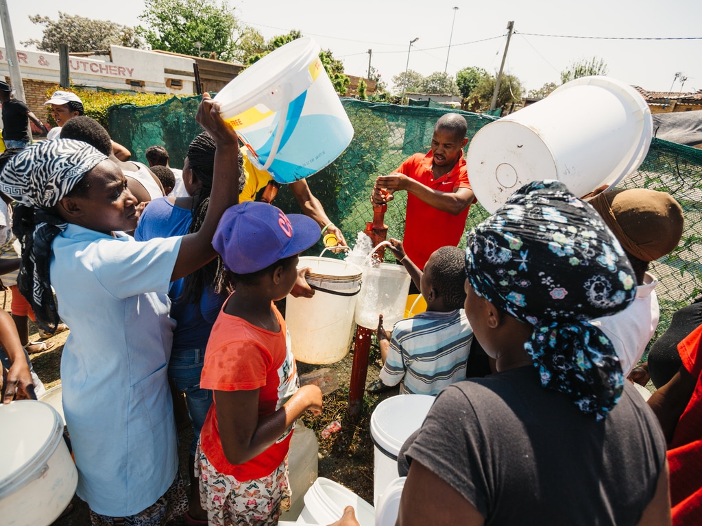 SOUTH AFRICA: 3 boreholes supply 2,000 households with drinking water in Ga-Mopedi©ImageArc/Shutterstock