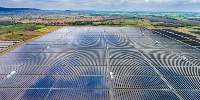 BOTSWANA : Solarcentury et Shumba codévelopperont le projet solaire de Tati (100 MWc)© Blue Planet Studio/Shutterstock