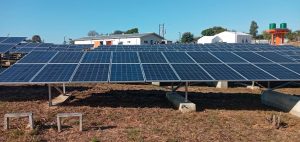 MOZAMBIQUE : un mini-grid solaire de 200 kWc alimente 400 foyers à Matchedje