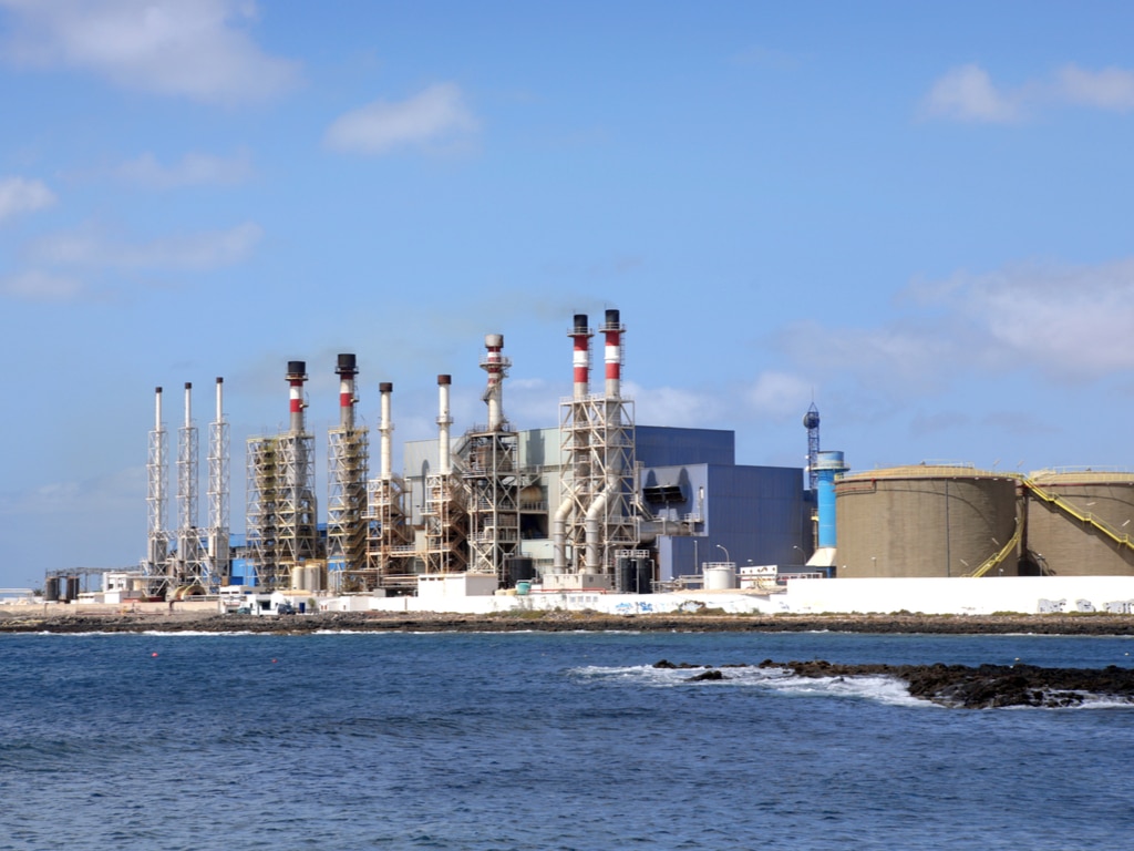 ALGERIA: The Ain Benian seawater desalination plant is operational©irabel8/Shutterstock