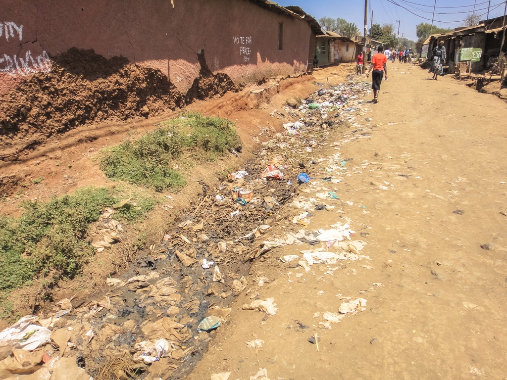 KENYA : les promesses d’un nouveau pacte sur la gestion des déchets plastiques ©Authentic travel/Shutterstock