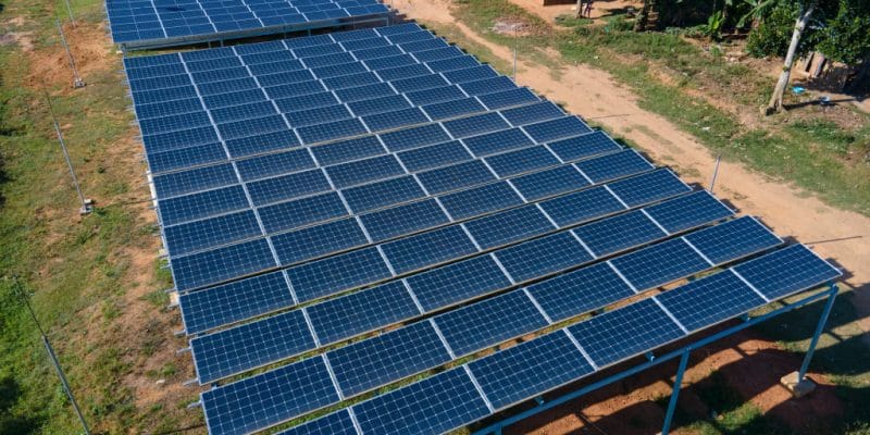 OUGANDA-SIERRA LEONE : la FMO et REPP financent les mini-grids solaires de WIPP ©Chris Kanani