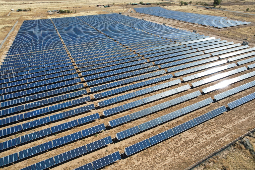 Comment l’énergie solaire accélère l’électrification de l’Afrique ©PTZ Pictures/Shutterstock