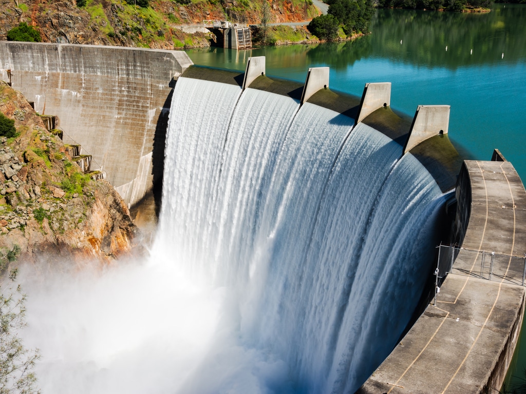SEYCHELLES : Sinohydro livrera finalement le barrage de La Gogue en 2022©Gary Saxe/Shutterstock