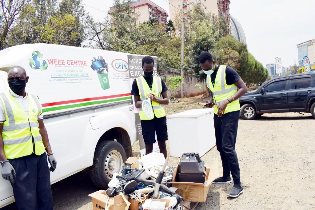 KENYA: KCJF invests in WEEE for e-waste collection and recycling ©WEEE