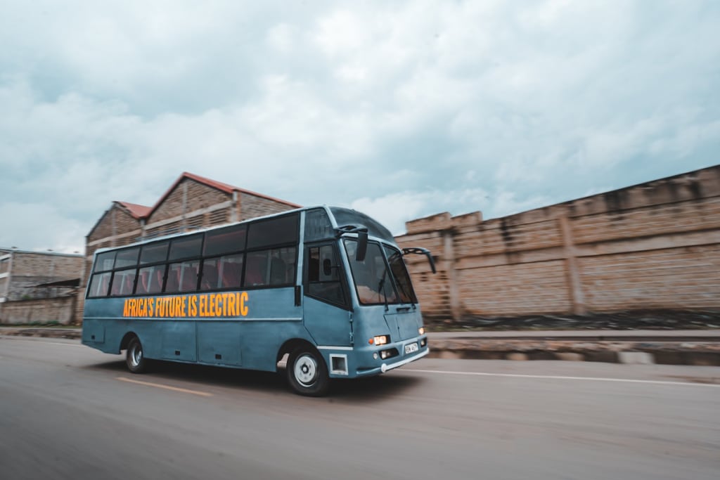 KENYA : Opibus met en circulation son premier bus électrique fabriqué localement ©Opibus