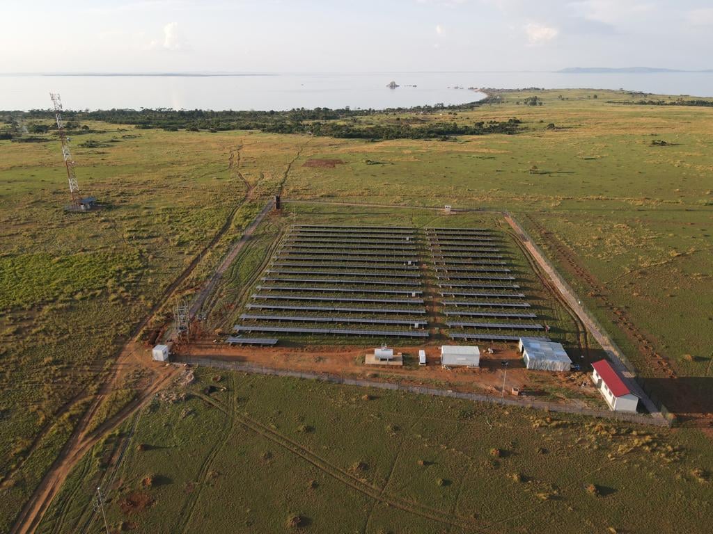 OUGANDA : Engie met en service un mini-grid solaire de 600 kWc sur l’île de Lolwe© Engie Energy Access