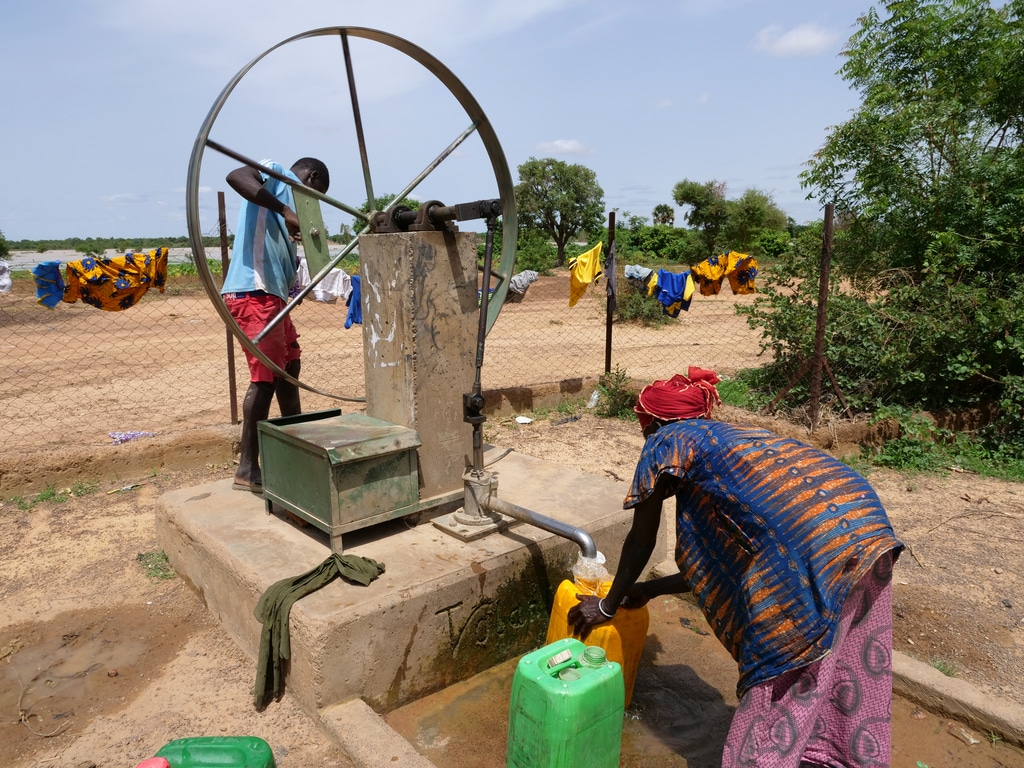 TANZANIA: 235 water points will supply the inhabitants of Tanga by June 2022©africa924/Shutterstock