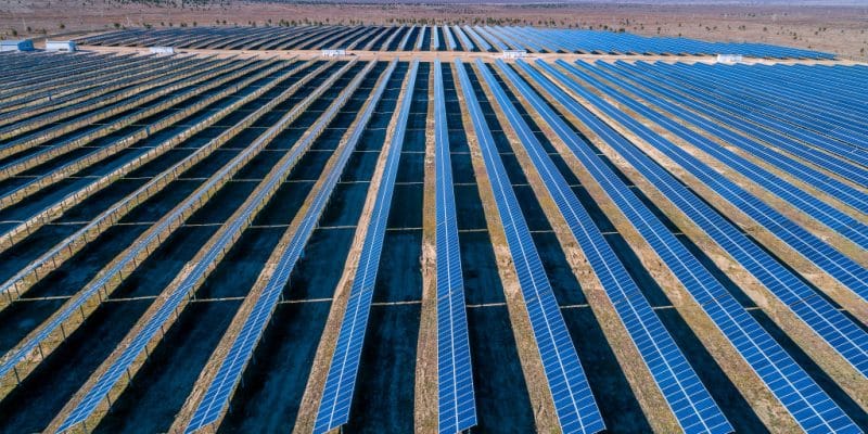 KENYA : Alten boucle le financement de sa centrale solaire PV de Kesses de 55 MWc©Mark Agnor/Shutterstock