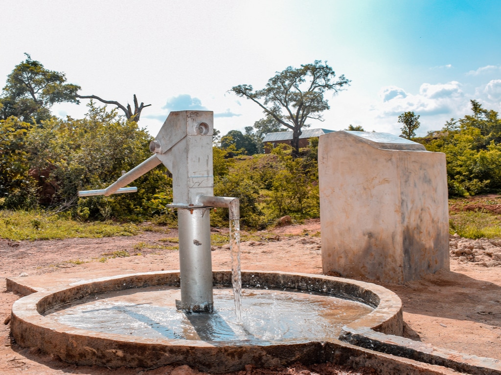 TOGO : le gouvernement prévoit 35 M€ pour l’eau potable en 2022©Oni Abimbola/Shutterstock