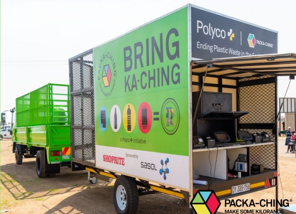 SOUTH AFRICA: Cape Town gets a second mobile waste recycling unit ©Packa-Ching
