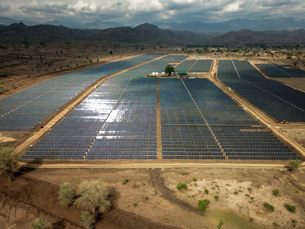 GHANA : Meinergy s’allie à Huawei pour 1 GW/500 MWh d’énergie solaire et de stockage © Tukio/Shutterstock