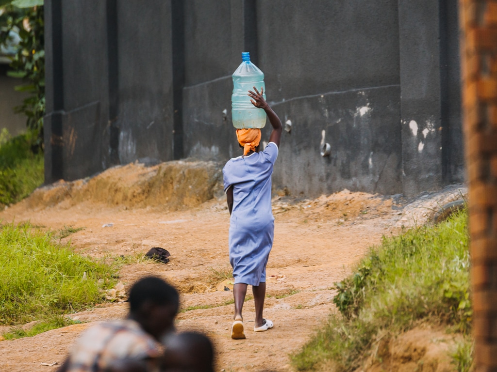 SENEGAL: EU and EIB pledge €70m to improve access to drinking water ©Dennis Diatel/Shutterstock