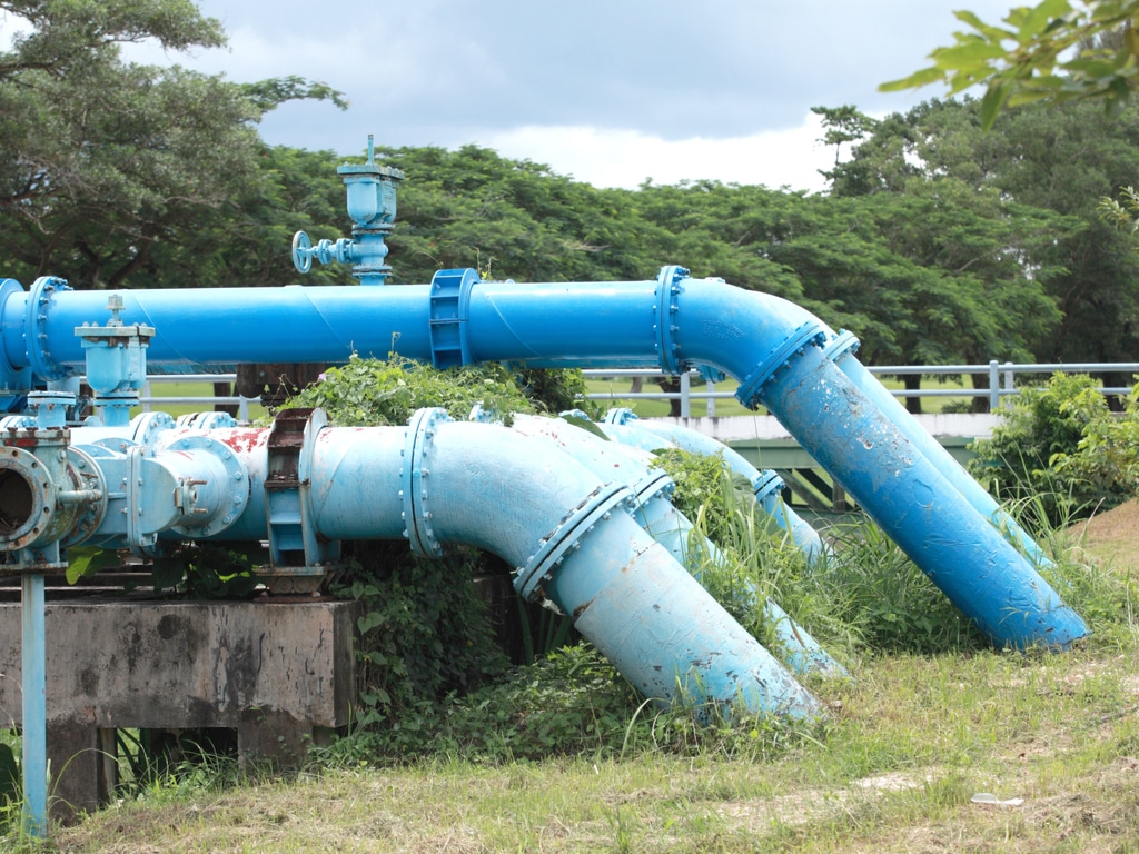 AFRICA: States adopt $30 billion water investment program©pingphuket/Shutterstock