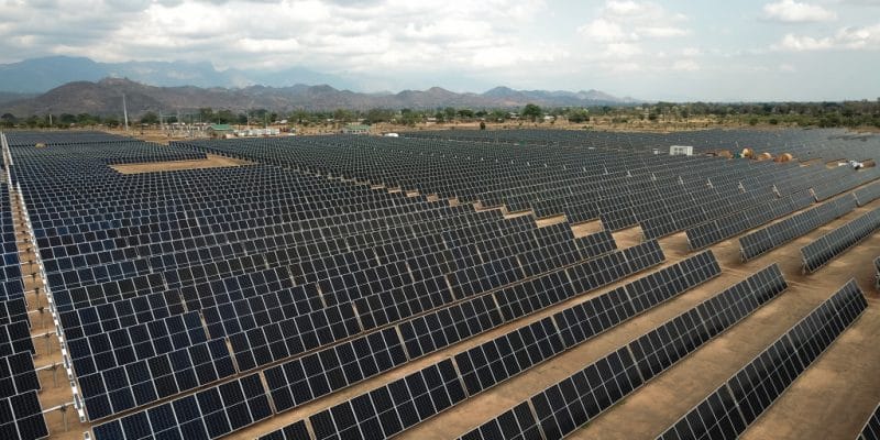 AFRIQUE : 164 M$ de la BAD pour les énergies renouvelables décentralisées dans 6 pays ©Tukio/Shutterstock