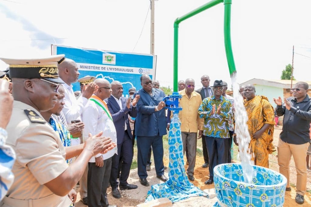 CÔTE D’IVOIRE : deux nouvelles UCD fournissent de l’eau à Agnibilékro et Bettié ©Ministère ivoirien de l'Hydraulique