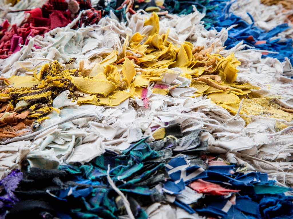 MAROC : la SFI soutient le recyclage des déchets de l’industrie textile à Tanger ©NicoleTaklaPhotography/Shutterstock