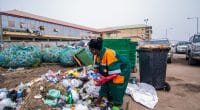 Nigeria: "Wura", a mobile application that raises awareness about waste recycling ©shynebellz/Shutterstock