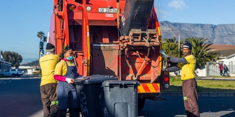 AFRIQUE DU SUD: l’État renforce le dispositif de collecte des déchets dans 20 villes © Chadolfski/ Shutterstock