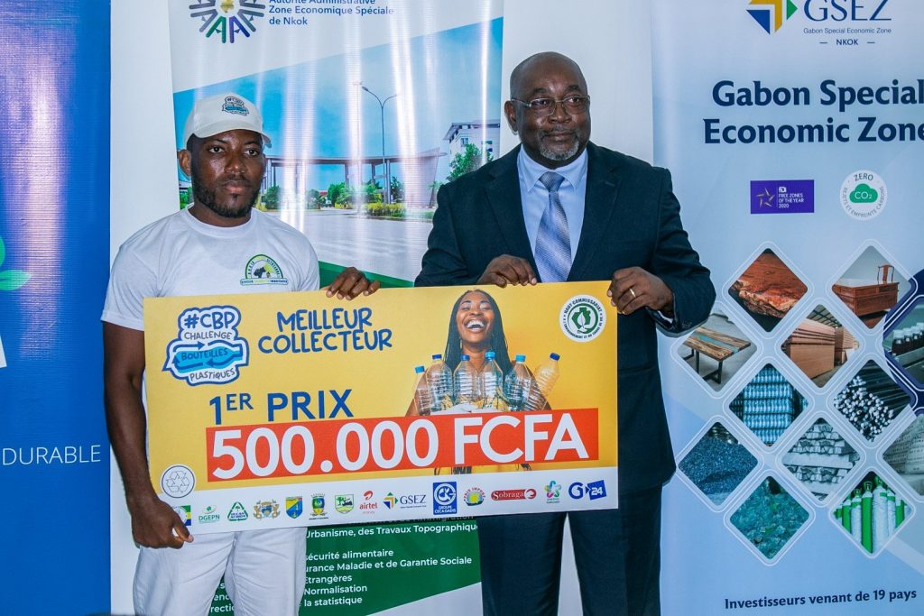 GABON : à Libreville, le « Challenge bouteille plastique » dévoile ses vainqueurs©Haut-Commissariat à l'Environnement et au Cadre de Vie du Gabon