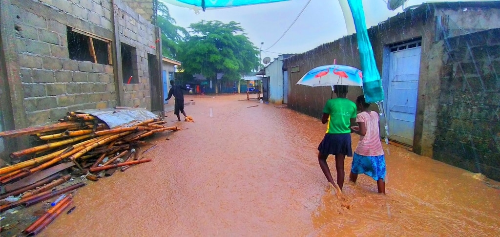 CÔTE D’IVOIRE : malgré les investissements, les inondations persistent à Abidjan © J'adore Port-Bouët