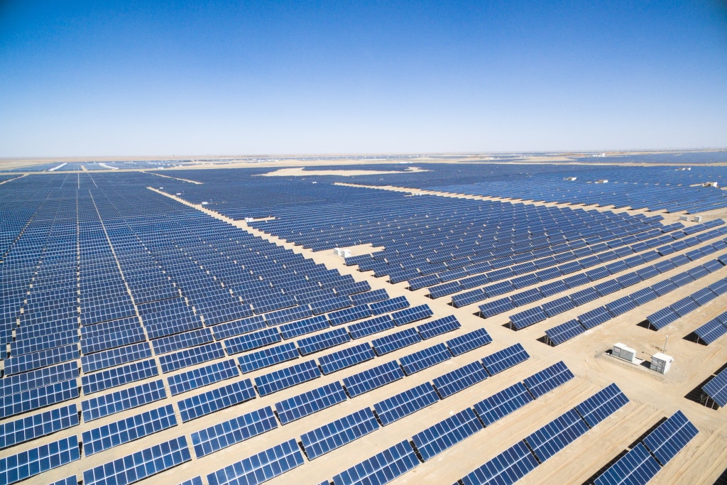 AFRIQUE DU SUD : Scatec signe des CAE pour 3 projets solaires (540 MWc) avec stockage© zhu difeng /Shutterstock